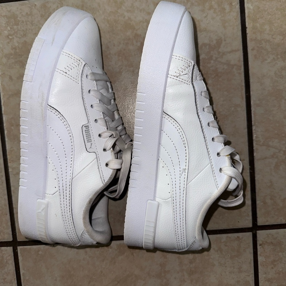 SOLD!! Puma sneakers
